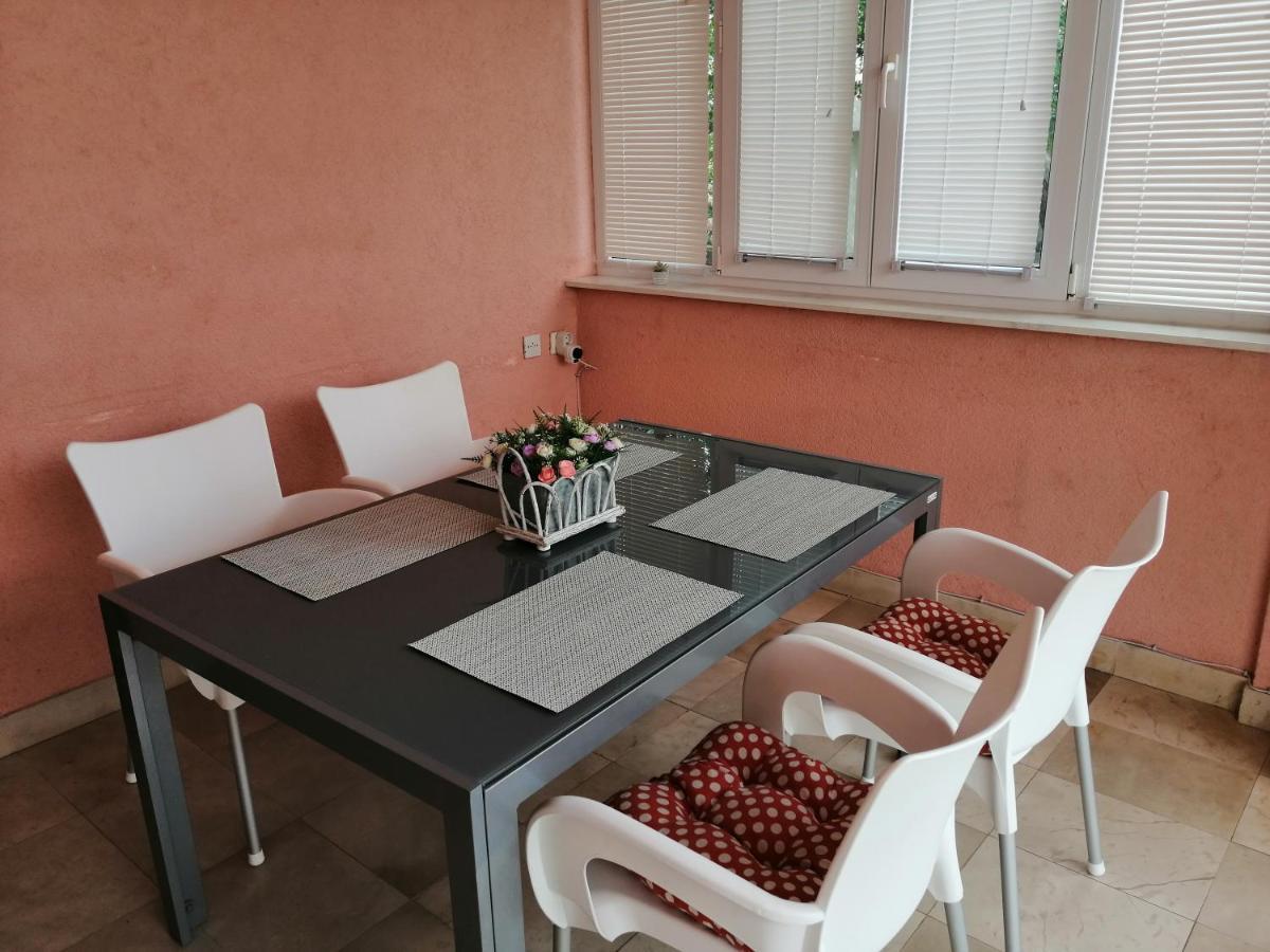 Apartman Mira 扎博里克 外观 照片
