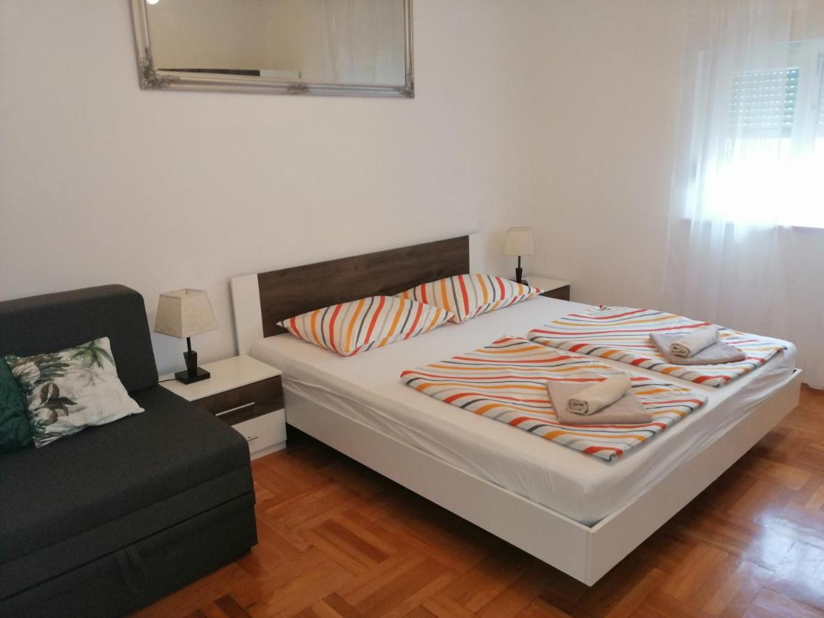 Apartman Mira 扎博里克 外观 照片